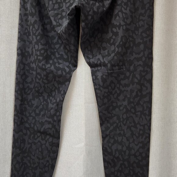 Lululemon Wunder Under High Rise Tight 25" Full-On Luxtreme - Picture 9 of 11